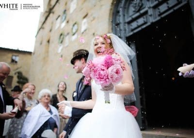 Wedding in Volterra white fashion photographer russian citizens